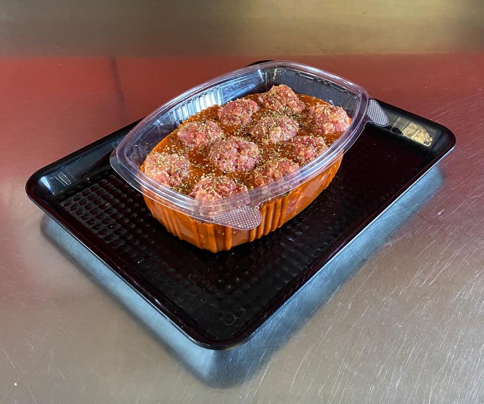 meatballs in rich toato sauce